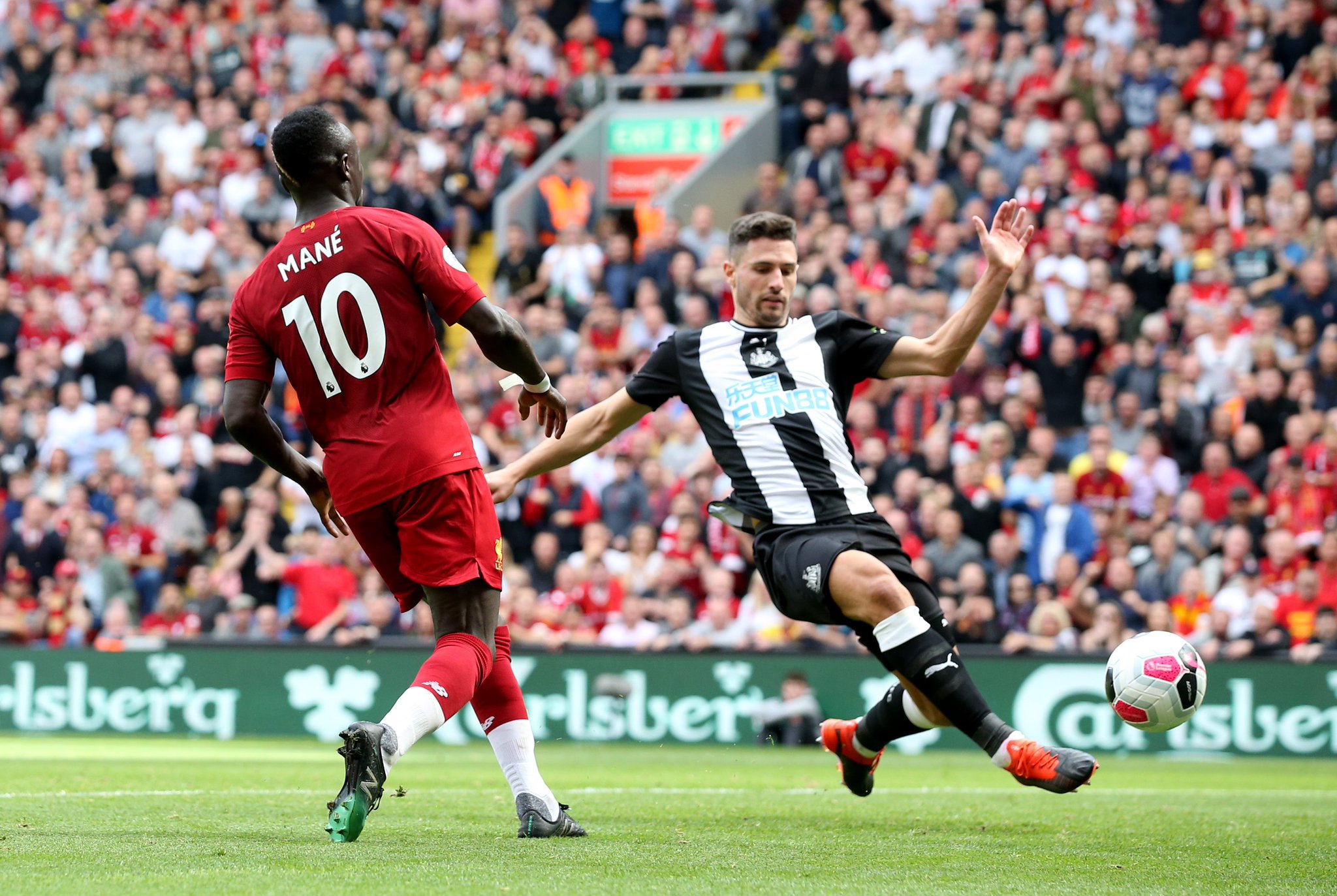 持高水平的 持高水平的