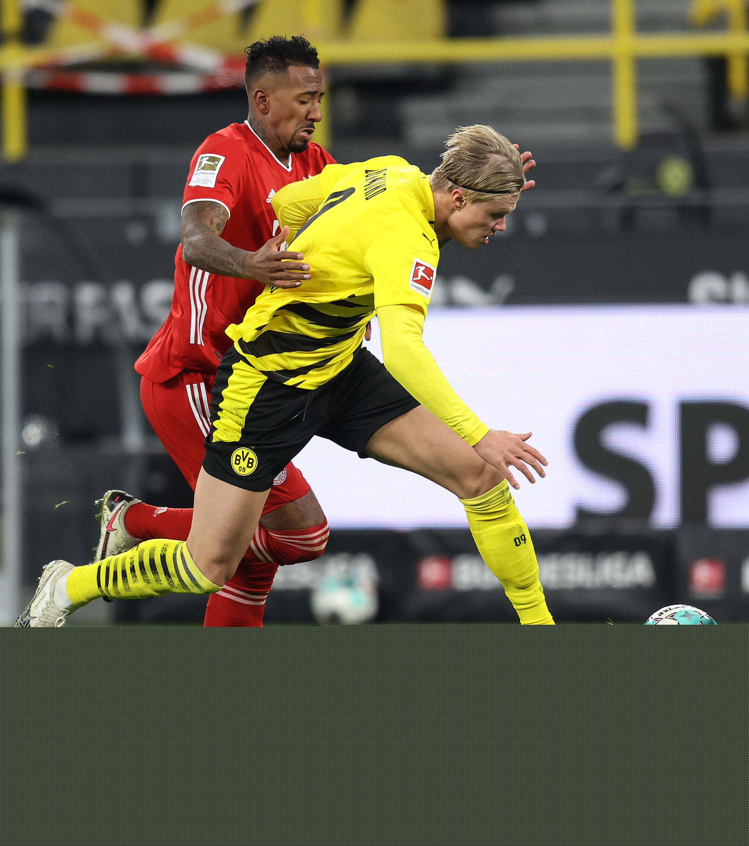 斯玛特：对于我们这些替补而言 在现有框架内找到出手机会不容易（斯玛特：现有体系下替补球员很难找到出手机会）